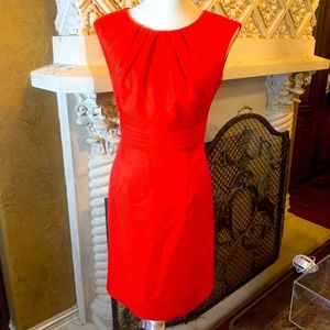 Beautiful dress by Tahari for Arthur Levine